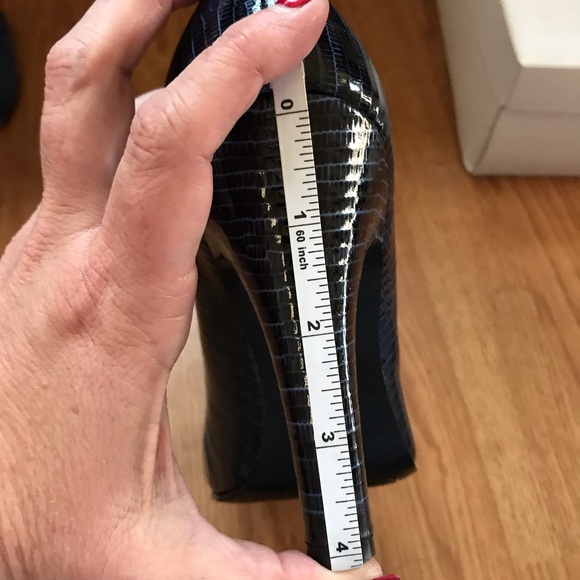 иιиє ωєѕт иανу вℓυє ѕиαкєѕкιи ℓєαfнєя нєєℓѕ 9.5 - Picture 5 of 6